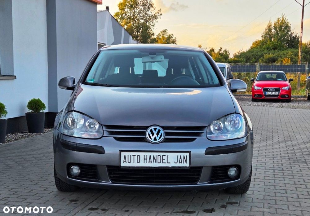 Volkswagen Golf - 18