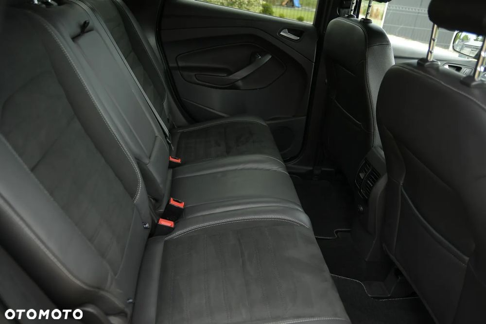 Ford Kuga 2.0 TDCi AWD ST-Line Black - 24