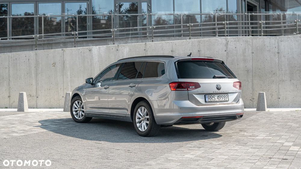Volkswagen Passat Variant 2.0 TDI SCR DSG Comfortline - 11