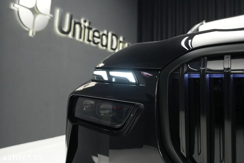 BMW X7 M60i xDrive AT MHEV - 8