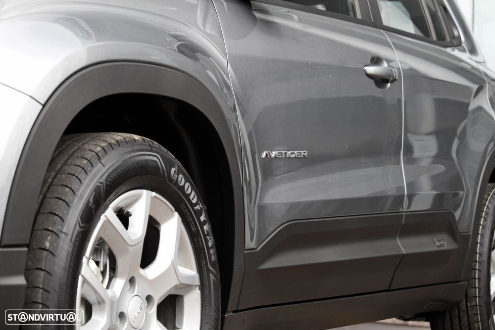 Jeep Avenger 1.2 GSE T3 Altitude - 4
