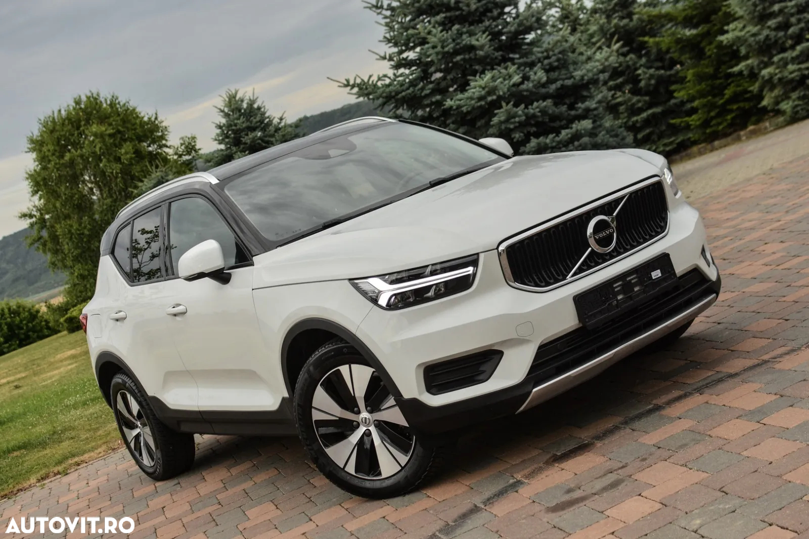 Volvo XC 40 Recharge T5 Twin Engine AT7 R-Design - 11