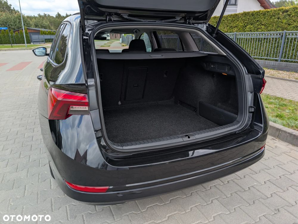 Skoda Octavia 2.0 TDI DSG Ambition - 28