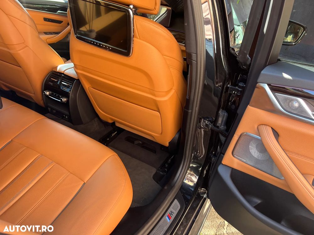 BMW Seria 5 530d Aut. M Sport Edition - 7