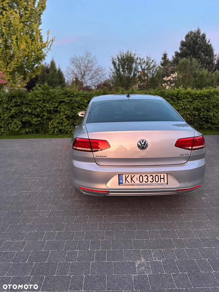 Volkswagen Passat 2.0 TDI BMT Comfortline DSG - 3