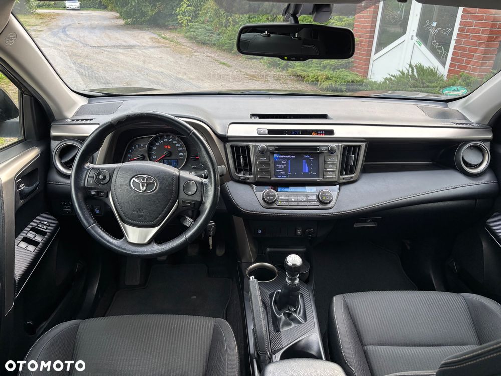 Toyota RAV4 2.0 D-4D Premium - 7