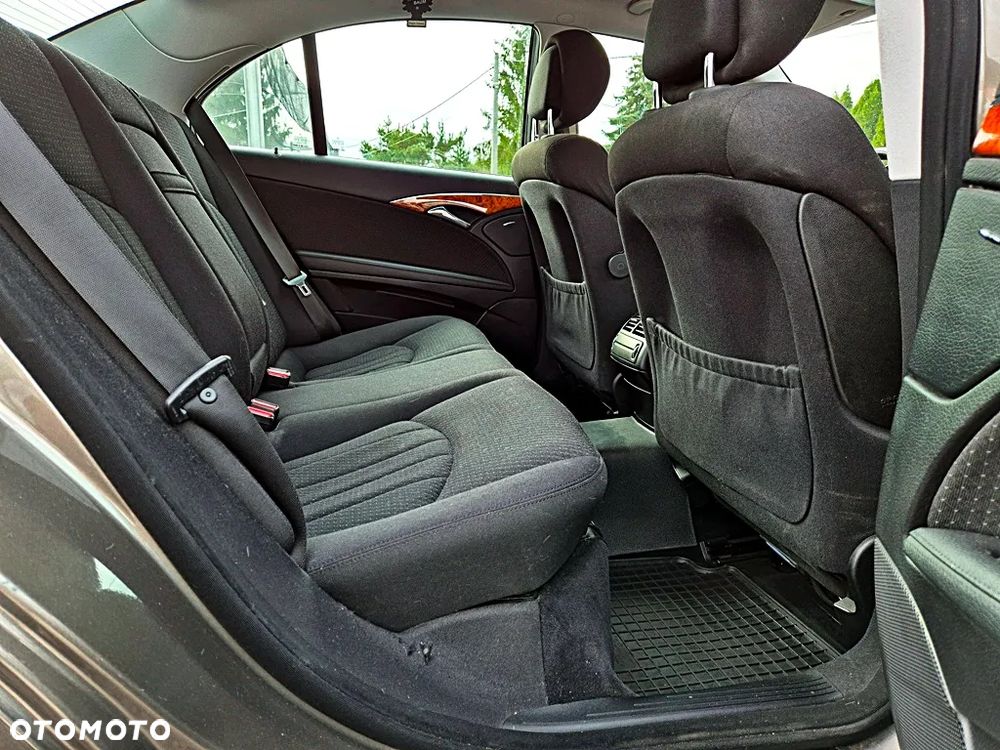 Mercedes-Benz Klasa E 200 T CDI Automatik Avantgarde - 12