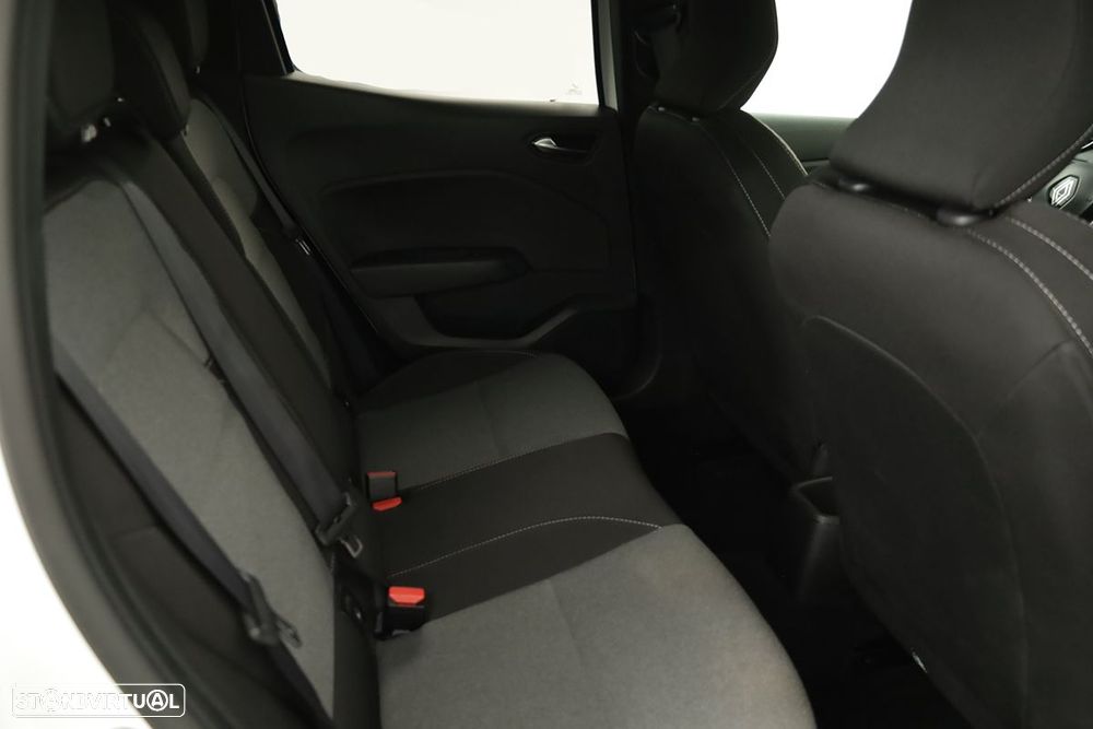 Renault Clio 1.0 TCe Evolution - 23