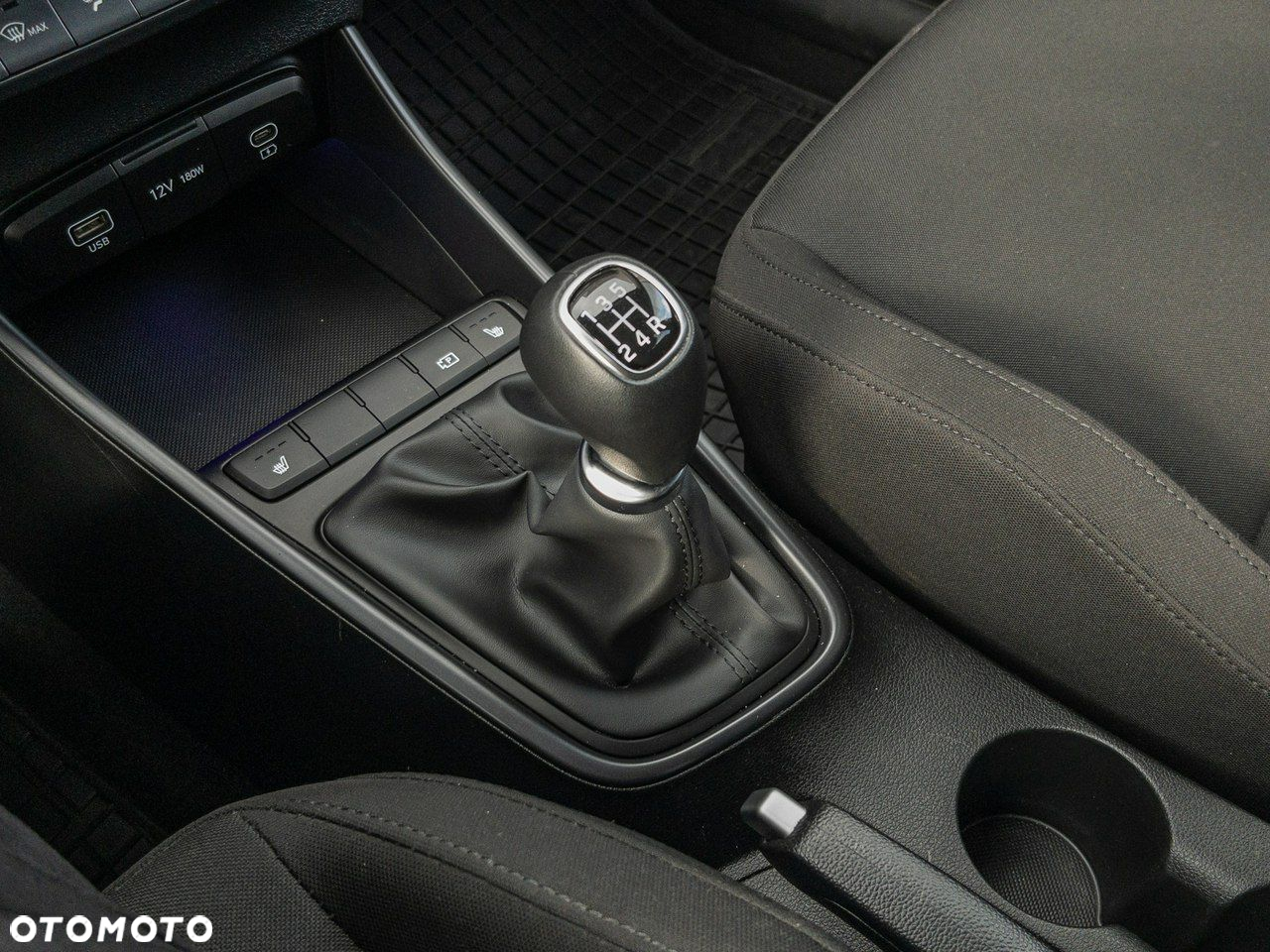 Hyundai Bayon - 25