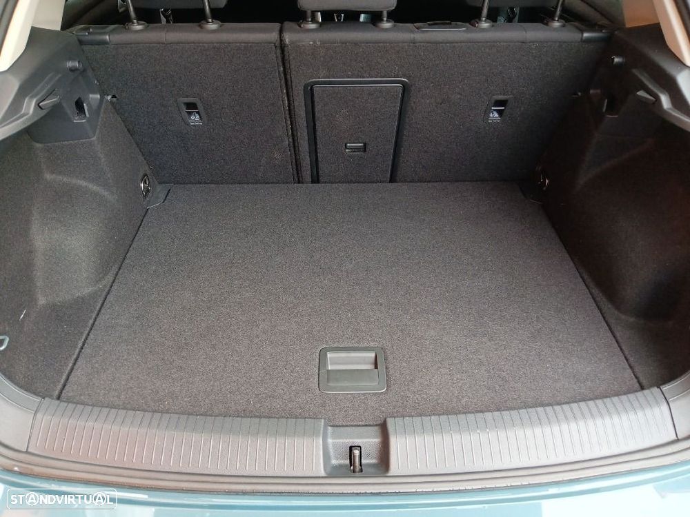 VW T-Roc 1.5 TSI Urban DSG - 33