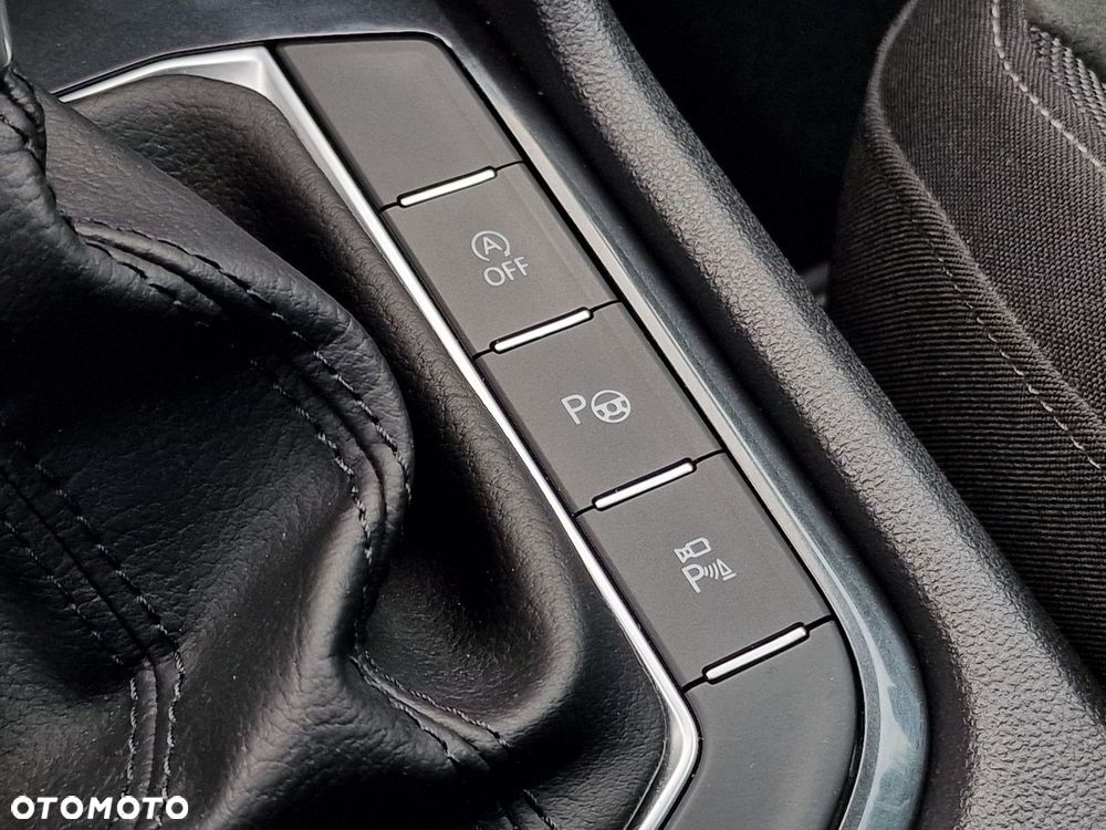 Volkswagen Tiguan 2.0 TDI SCR 4Mot Elegance DSG - 29