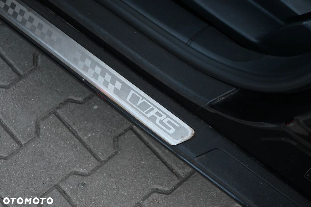 Skoda Octavia 2.0 TSI DSG RS - 35