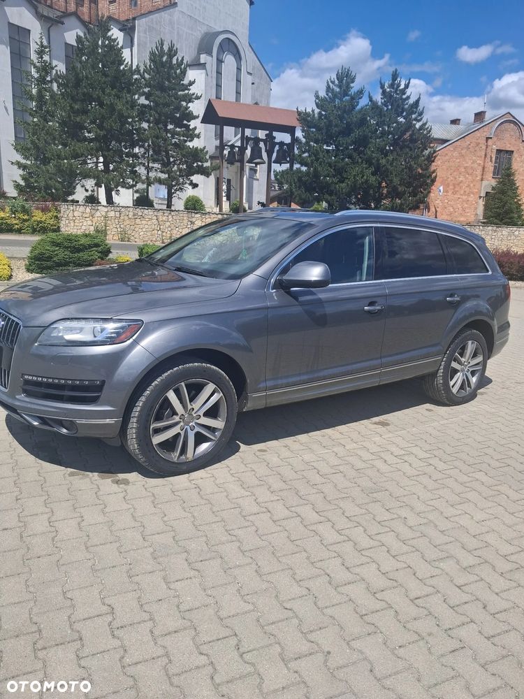 Audi Q7 - 9
