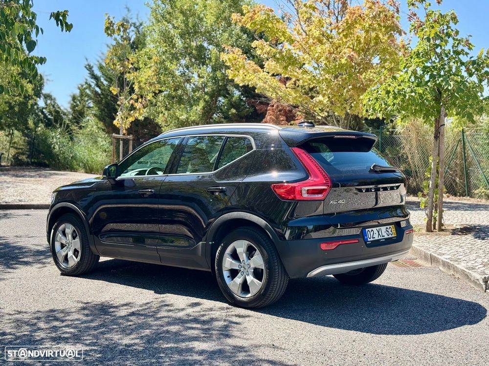 Volvo XC 40 2.0 D3 Momentum Plus - 2