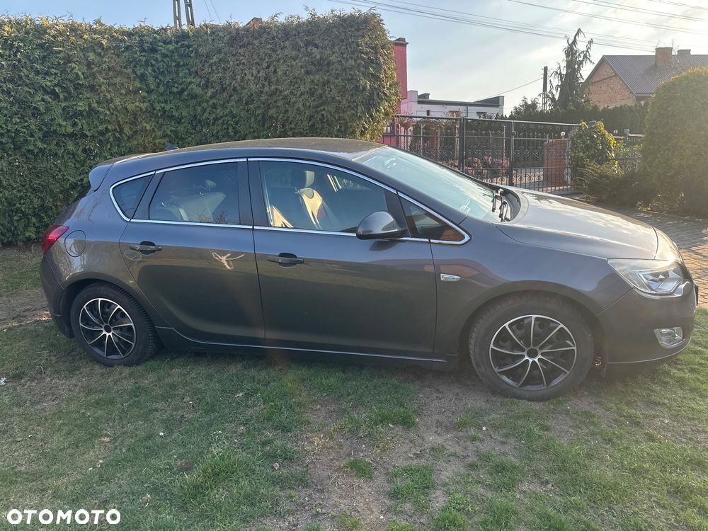 Opel Astra 1.6 Turbo Sport - 6