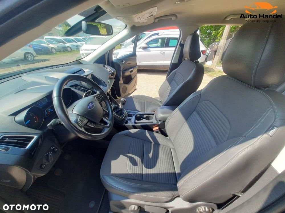 Ford Kuga 1.5 EcoBoost 2x4 Titanium - 31