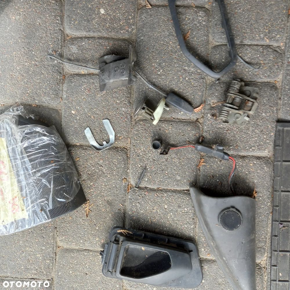 drzwi szyba zamek podnośnik silniczek mechanizm szyby peugeot 306 posiadam wszystkie części do tego modelu - 15