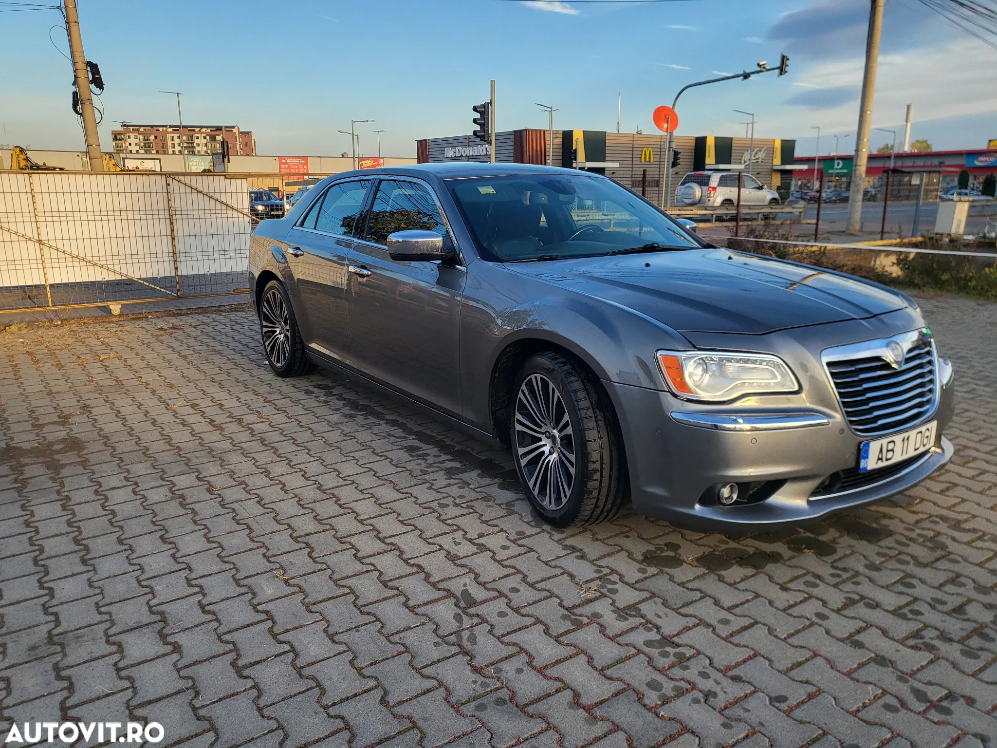 Lancia Thema 3.0 V6 Multijet II Gold - 3