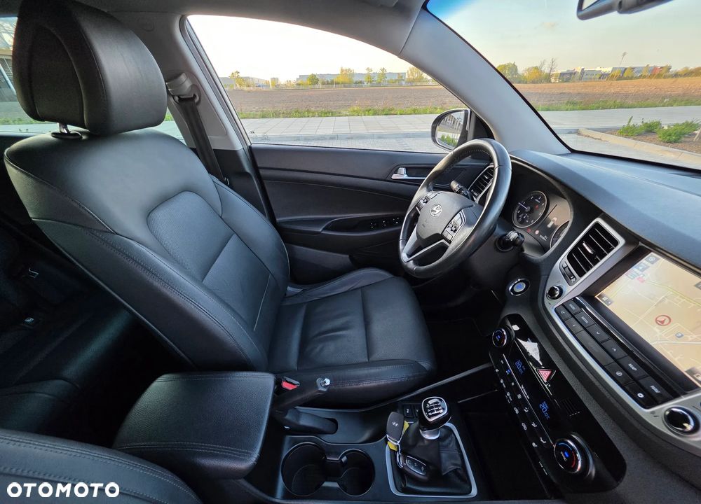 Hyundai Tucson blue 1.7 CRDi 2WD Passion Plus - 11