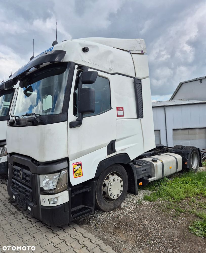 Renault T440 - 4