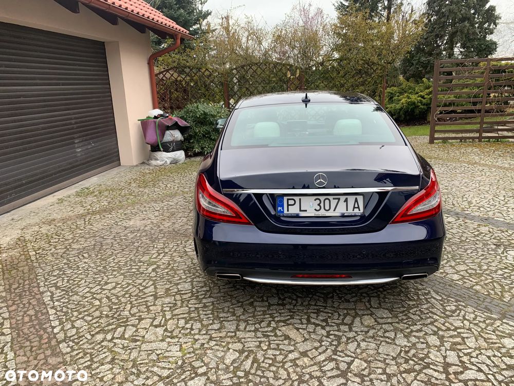 Mercedes-Benz CLS - 9
