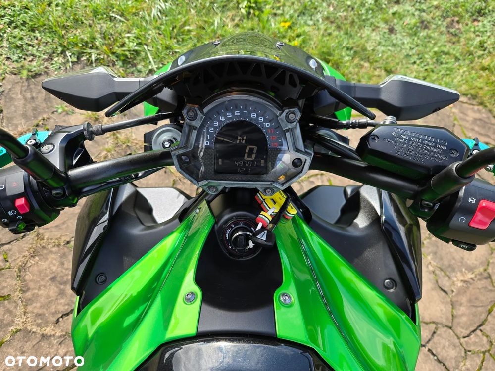 Kawasaki Z 900 - 13