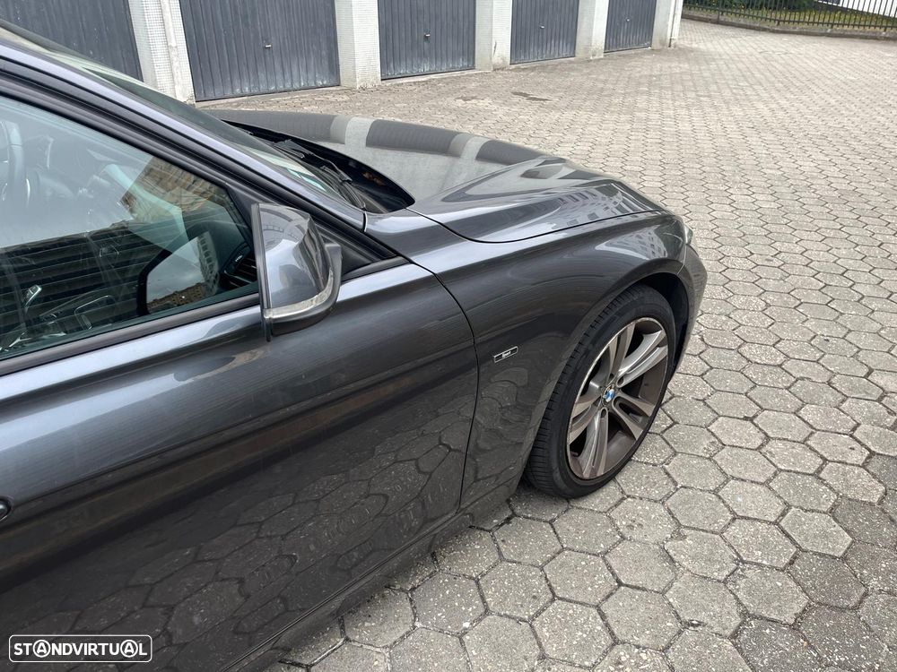 BMW 320 d xDrive Auto Line Sport - 11