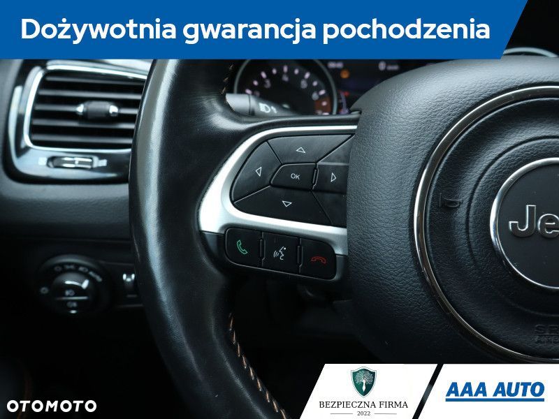 Jeep Compass - 23