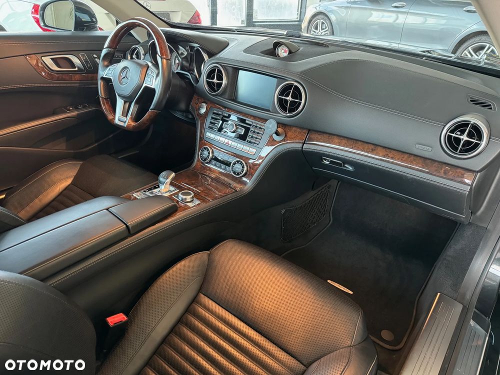 Mercedes-Benz SL 500 7G-TRONIC - 14