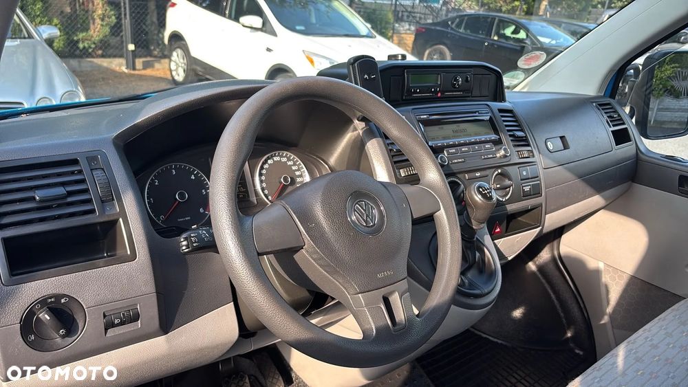 Volkswagen Transporter T5 - 8
