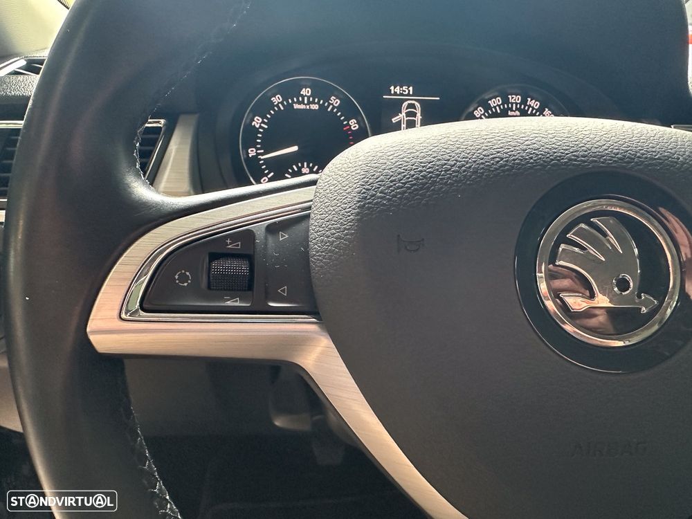 Skoda Rapid Spaceback 1.2 TSi Elegance - 16