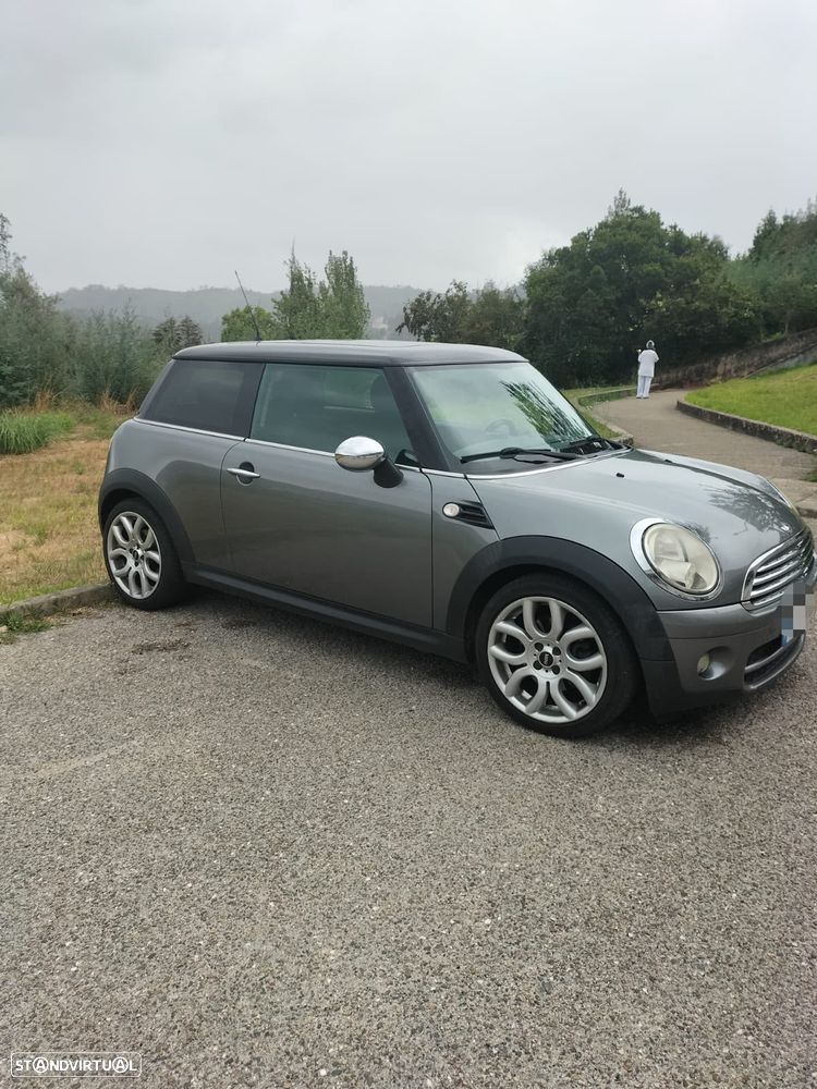 MINI 3 Portas Cooper D - 1