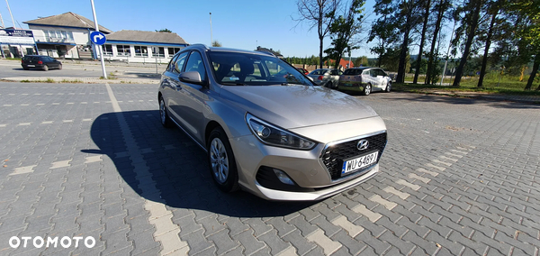 Hyundai i30 1.6 D Classic +