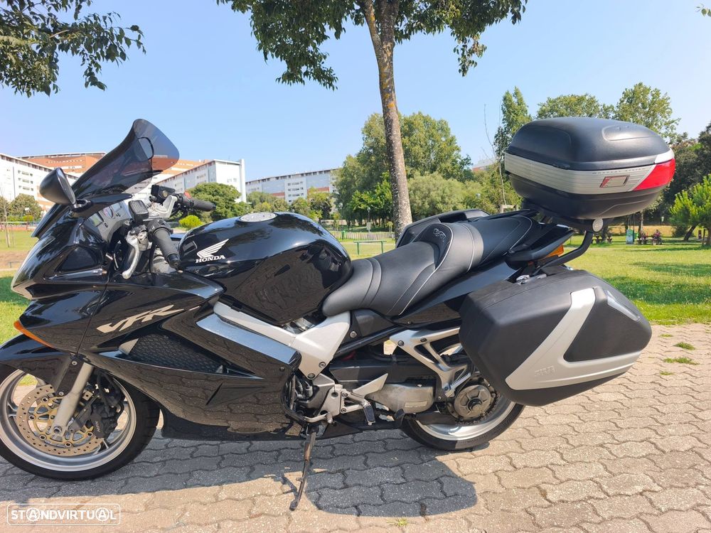 Honda VFR 800 vtec - 7