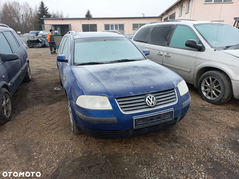 Vw Passat B5 lift kombi 1.6 B 02r LC5X wszystkie części maska zderzak drzwi - 3