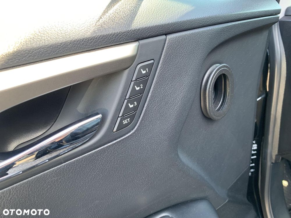Lexus RX 450h F-Impression - 22