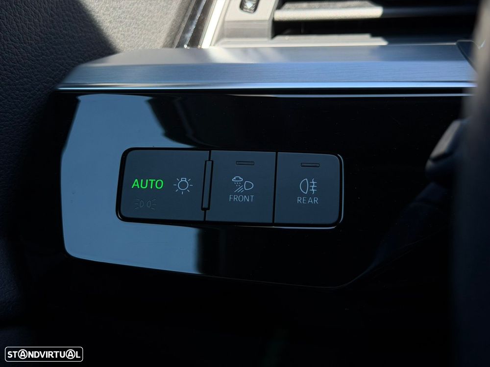 Audi e-tron 55 quattro S line - 27