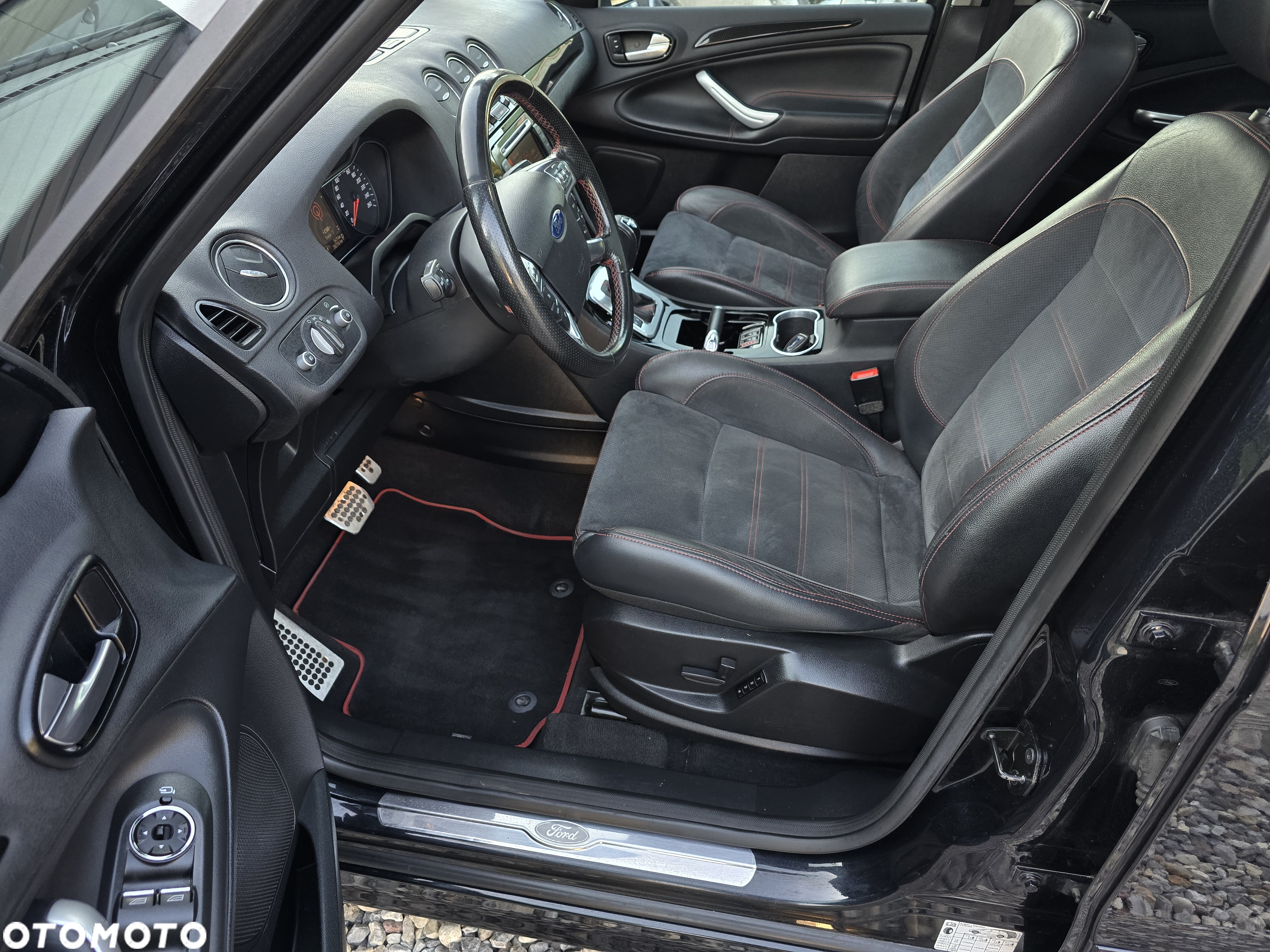 Ford S-Max 2.0 TDCi DPF Titanium X - 15