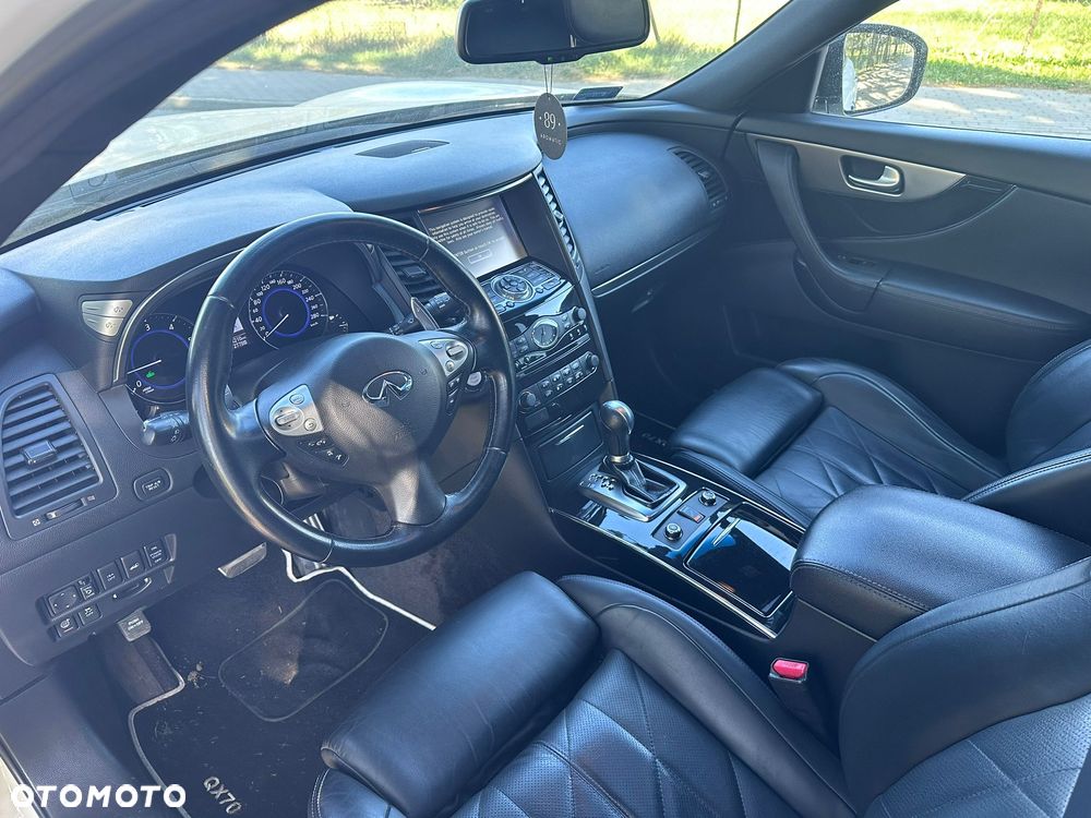 Infiniti QX70 3.0d GT Premium - 14