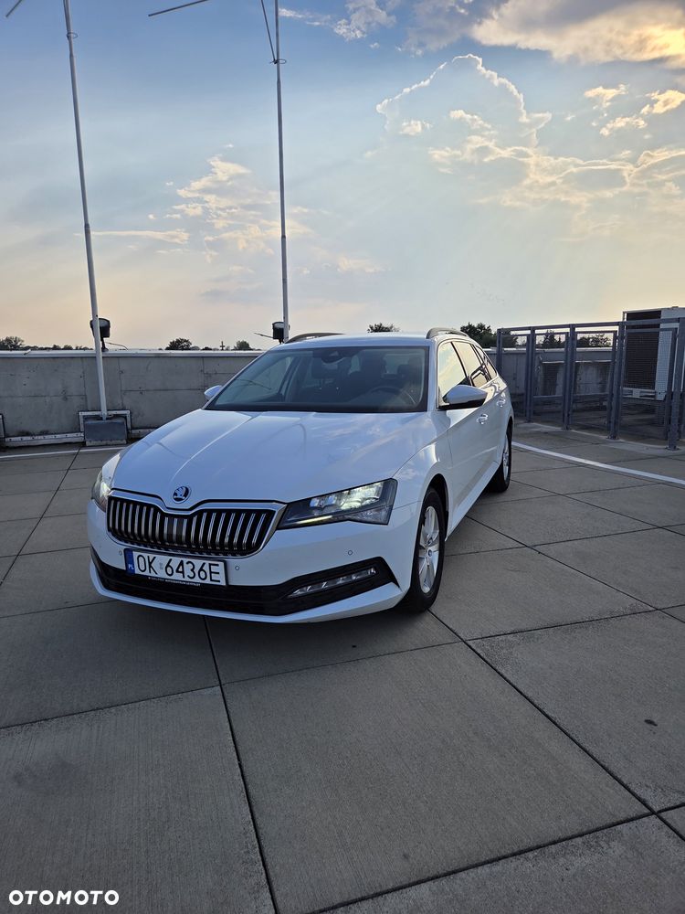 Skoda Superb 2.0 TDI SCR Ambition DSG - 1