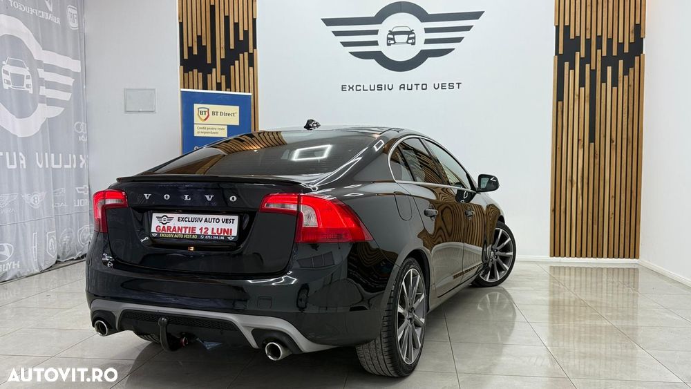 Volvo S60 D4 Geartronic RDesign - 4