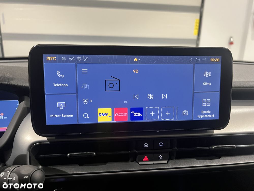 Jeep Avenger 1.2 T3 mHEV Upland 4xe eDCT6 - 11