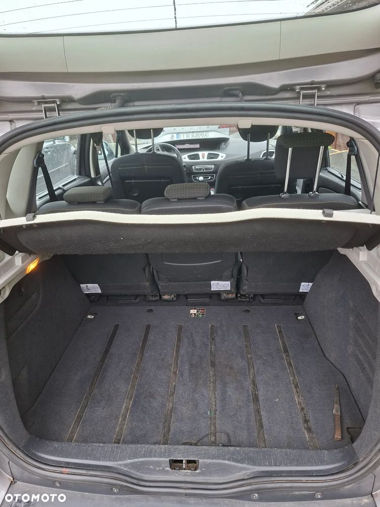 Renault Scenic - 7