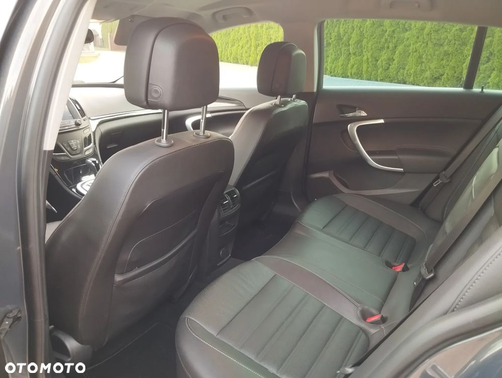 Opel Insignia - 30