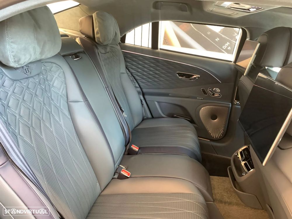 Bentley Flying Spur W12 Speed - 10