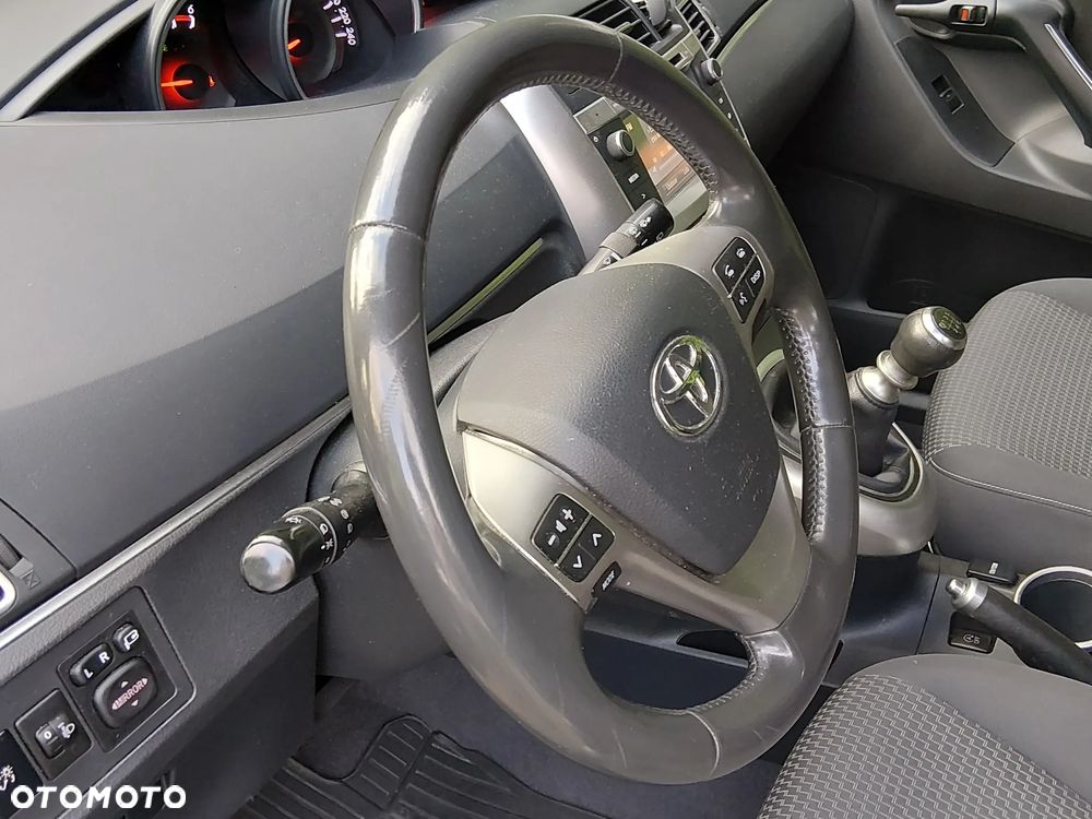 Toyota Verso - 9