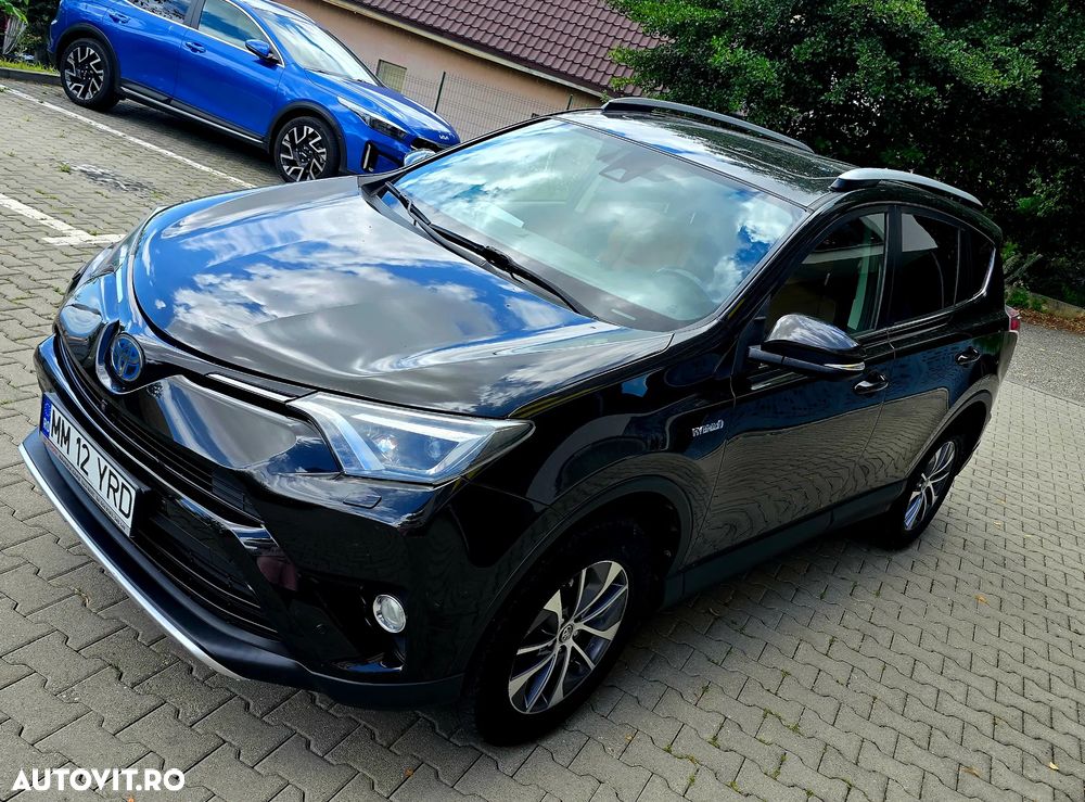 Toyota RAV4 - 2
