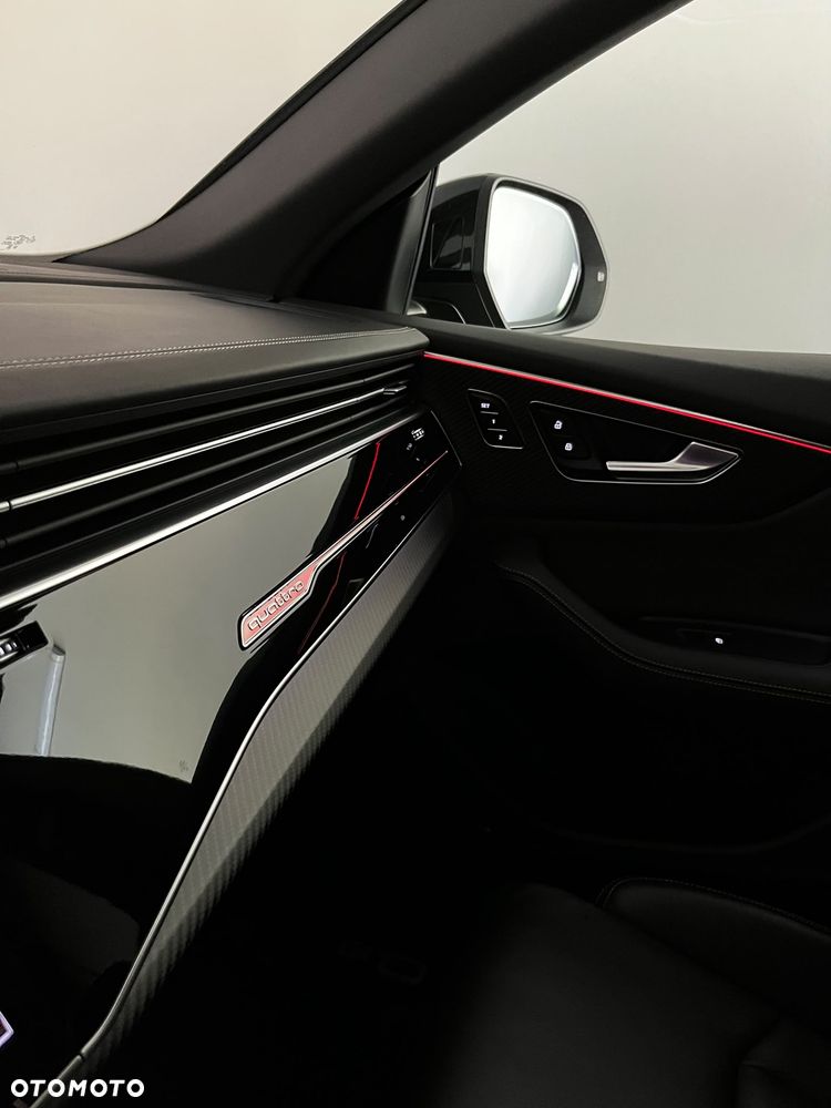 Audi Q8 - 13