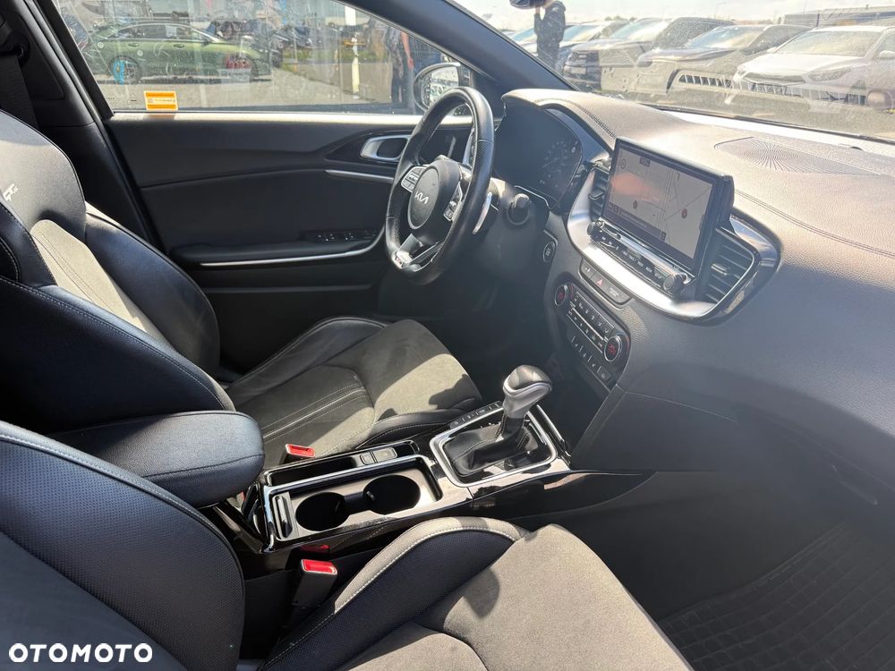 Kia ProCeed 1.5 T-GDI GT Line DCT - 13