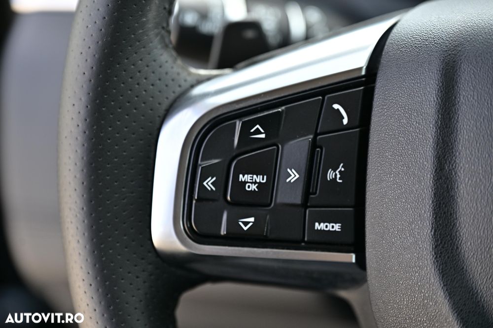 Land Rover Discovery Sport 2.0 l TD4 HSE Aut. - 29